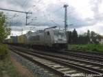 386 009 von Metrans mit einem Gterzug in Delitzsch am 15.9.15