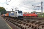 Am Abend von 8 Mai 2016 treft Metrans 186 437 in Decin hl.n.