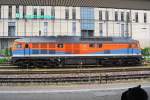 NbE 232 105 steht am 9 Juni 2012 in Regensburg Hbf.