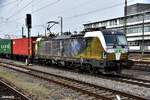 193 218 fuhr mit einen containerzug durch regensburg,26.09.17