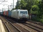 185 538 mit einen intermodal beim bhf harburg am 13.06.13