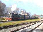 RüBB 99 4802 mit ziel Lauterbach Mole im Bahnhof Putbus am 27.12.13