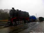 99 4011 aufgebockt und 251 901 in Putbus am 25.12.16