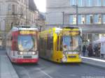 HAVAG Wagen 640 als Linie 9 mit ziel Gttinger Bogen und Wagen 612 als Linie 3 mit ziel Sdstadt an der Haltestellte Marktplatz am 8.11.14