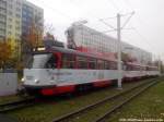 HAVAG Wagen 1221 als Linie 2 mit ziel Bessen beim einfahren in die Haltestelle S-Bahnhof Neustadt am 6.11.14