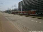 Straenbahnstau nach einem Personenunfall zwischen Halle, Zentrum Neustadt und Halle, S-Bahnhof Neustadt am 23.3.15