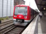 BR 474 als S21 mit ziel Elbgaustrae in der AKN / S-Bahn Station Eidelstedt in Hamburg am 31.8.13