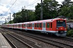 wegen bauarbeiten zwischen hammerbrook und hh-harburg,endete die S3 in heimfeld,fuhr zum rbf harburg zum wenden,danach fuhr sie leer richtung hamburg-hbf,hier zwei 474,die vom wenden kam,harburg 06.08.16