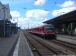 628 656 und 928 656 als RE6 mit ziel ckermnde Stadthafen im Bahnhof Gstrow am 15.7.14