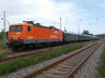 Schon ein Stammgast ist die jedes Jahr nach R�gen kommende EKO-Trans 143 001 mit dem St�rtebekersonderzug aus Cottbus.Am 05.Juli 2014 stand sie mit dem Sonderzug in Bergen/R�gen.