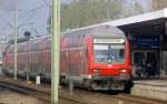 Ein RE nach Bielefeld Hbf steht in Braunschweig Hbf.
