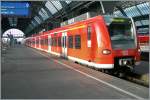Der ET 425 810-9 und ein weiterer in Karlsruhe.