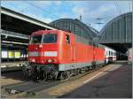 Die DB 181 219-7 mit einem IC in Karlruhe.