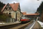 232 356 am 10.01.2015 im Bahnhof von Oberhof.