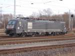 Neben dem Ablaufberg im Rostocker Seehafen parkte,am 07.Februar 2016,die MRCE Lok ES 64 F4-036.