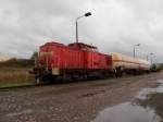 Am 20.Oktober 2014 stand 298 320 mit zwei Kesselwagen und am Ende mit russischen Kesselwagen in Stralsund.