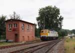 SGL V 300.18 kam mit einem Bauzug am 19.08.13 nach Weischlitz/V. Hier das umsetzen.