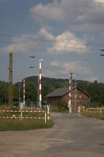 Blick auf einen  Doppel-B�  zwischen Radebeul  und Coswig am 24.08.2013  15:35 Uhr  