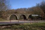 Die Brücke über das Ketzerbachtal der Strecke Riesa-Nossen.