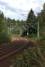 Eine eher bahnuntypische S-Kurve der Strecke Dresden - Freiberg  bei Klingenberg Colmnitz 27.09.2013 11:43 Uhr