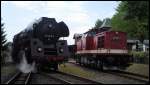 Dampflok der 01er Baureihe und eine Diesellok der 112er Baureihe in Putbus am 20.05.2012  