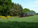 Die 38 2267 vom Bochum Dahlhausen Eisenbahnmuseum zwischen Steinhagen und K�nsebeck in richtung Halle (Westf.).