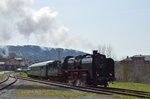 50 3501 (MDV) zog ihren SDZ nach der Ankunft in Meiningen ins Gel�nde des DLW.