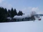 Osterfahrten auf der Museumsbahn Sch�nheide am 30.03.13, hier vor St�tzengr�n von Sch�nheide kommend.