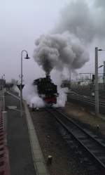 99 1789-9 bei der Ausfahrt aus Radebeul Ost.