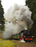 99 1772-5 mit P 1005 hinter der Vierenstraße am 26.10.2015.