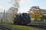 99 1785-7 rangiert am 26.10.2015 in Cranzahl an den P 1009.