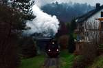 Am 30.11.2014 fuhr das Eisenbahnmuseum Neustadt mit einem Sonderzug auf dem Kuckucksbähnel.Hier ist die Lok  Speyerbach  vor Elmstein unterwegs.
