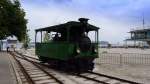 Die kleine Dampflokomotive der Chiemseebahn beim Umsetzen im Bahnhof Prien-Stock.
Aufgenommen im September 2014.