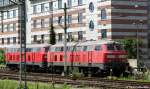 218-838 und 218-810(dahinter) stehen in N�rnberg Hbf als Reserveloks abgestellt.