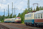 218 105 (NESA) und 140 423 (DB Museum) pendelten beim Sommerfest in Koblenz zwischen DB Museum und Koblenz Hbf.