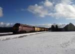 227 004 fuhr am 27.01.14 mit einem Bauzug von Plattling nach Magdeburg, hier zusehen in Mehltheuer.