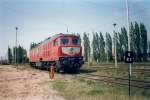 Ein paar Jahre sp�ter stand 232 477 bei den abgestellten 232er in Mukran,hier fotografierte ich die Lok im Bahnhof Rostock.
