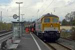 V300.18 stand am 21.10.2014 mit einem Güterzug in Haßfurt.