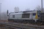 Eine Maxima CC 40 im dichten Nebel in Ebersbach wartend.