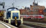 Die blaue 294-096 bei der Durchfahrt durch den Bahnhof Bamberg.