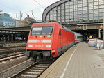 Hamburg Hauptbahnhof am 25. Oktober 2016, Ausfahrt 101 052-9 mit RE 21464  in Richtung L�beck. 