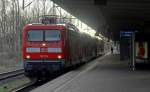 112-174 wartet mit 3 Doppelstockwagen in Braunschweig Hbf, auf Ausfahrt nach Burg(bei Magdeburg)  Aufgenommen im März 2015.