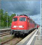 Die DB 115 293-3 ist mit dem NZ (mit CNL Kurswagen) in Binz eingetroffen.