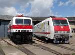 Am 24.5.14 standen 243 001-5 und 128 001-5 beim TEV 118 Treffen am Lokschuppen in Weimar.