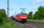 152 028 bei der Durchfahrt durch Weiterstadt am 09.06.2016