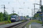 182 565 bei der Durchfahrt durch Weiterstadt am 09.06.2016