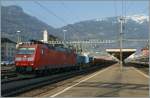 Die DB 185 086-6 erreicht mit einem Güterzug Arth-Goldau (Schweiz).
14. März 2014
