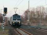 MRCE 185 564-2 mit einem Kesselwagenzug am 19.