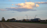 189 090 mit einem Güterzug zwischen Weiterstadt und Klein-Gerau am 08.04.2016