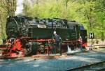 997245-6 stand am 26.April.2011 in Eisfelder Talm�hle am Wasserkran(Gescannt)